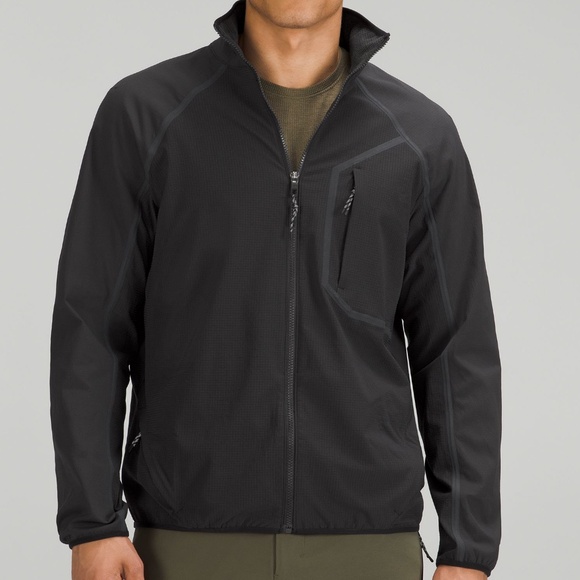 Lululemon Fleece Hiking Zip Up Jacket (Black, L)